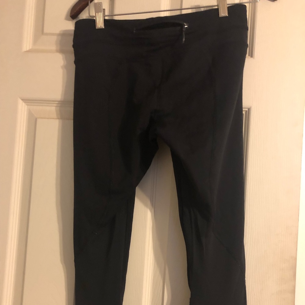 Lululemon pace rival crops